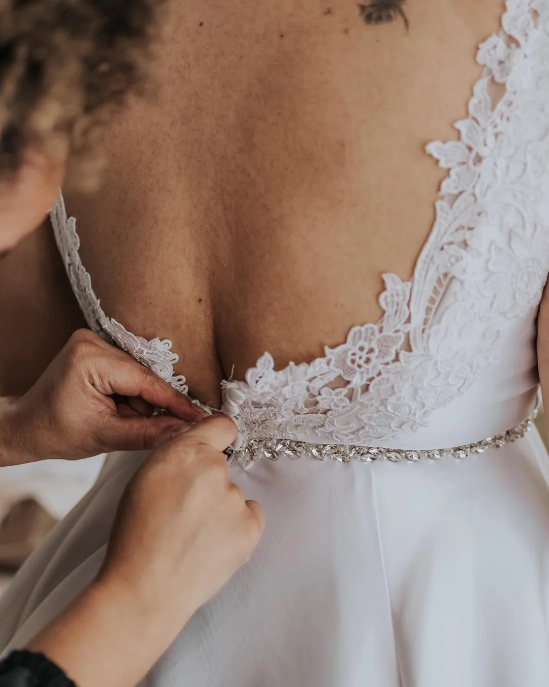 ajuste no vestido noiva